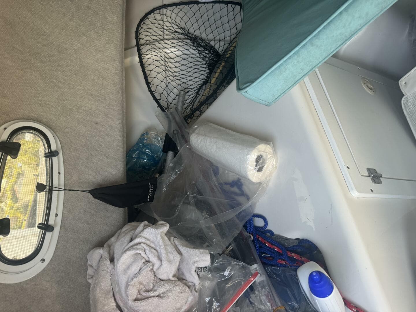 2004 Angler 220 Walkaround