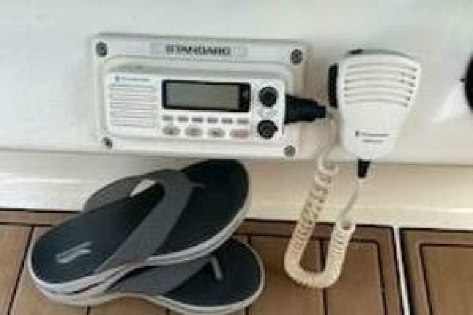 1996 Sea Ray 330 Express Cruiser