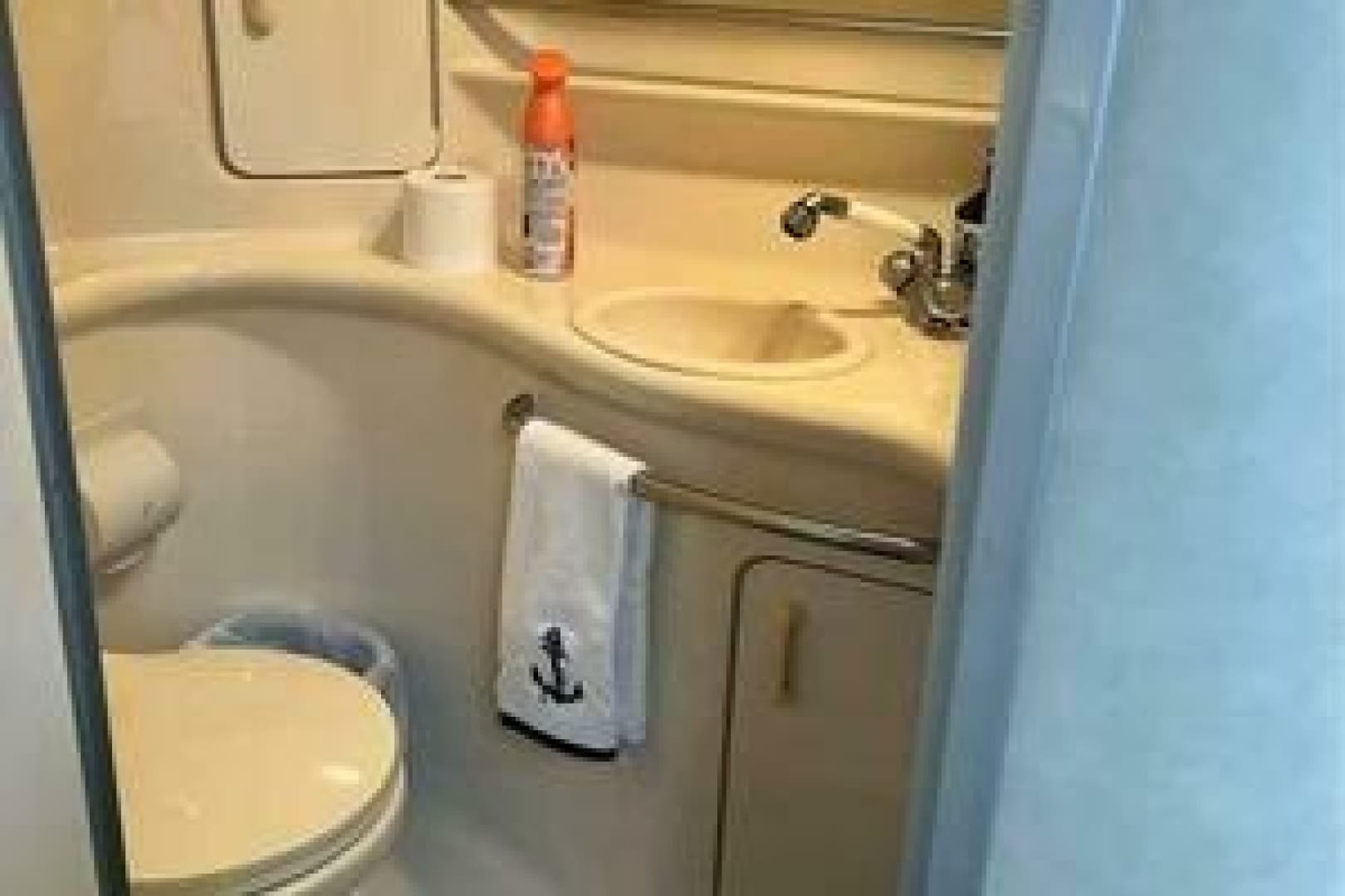 1996 Sea Ray 330 Express Cruiser