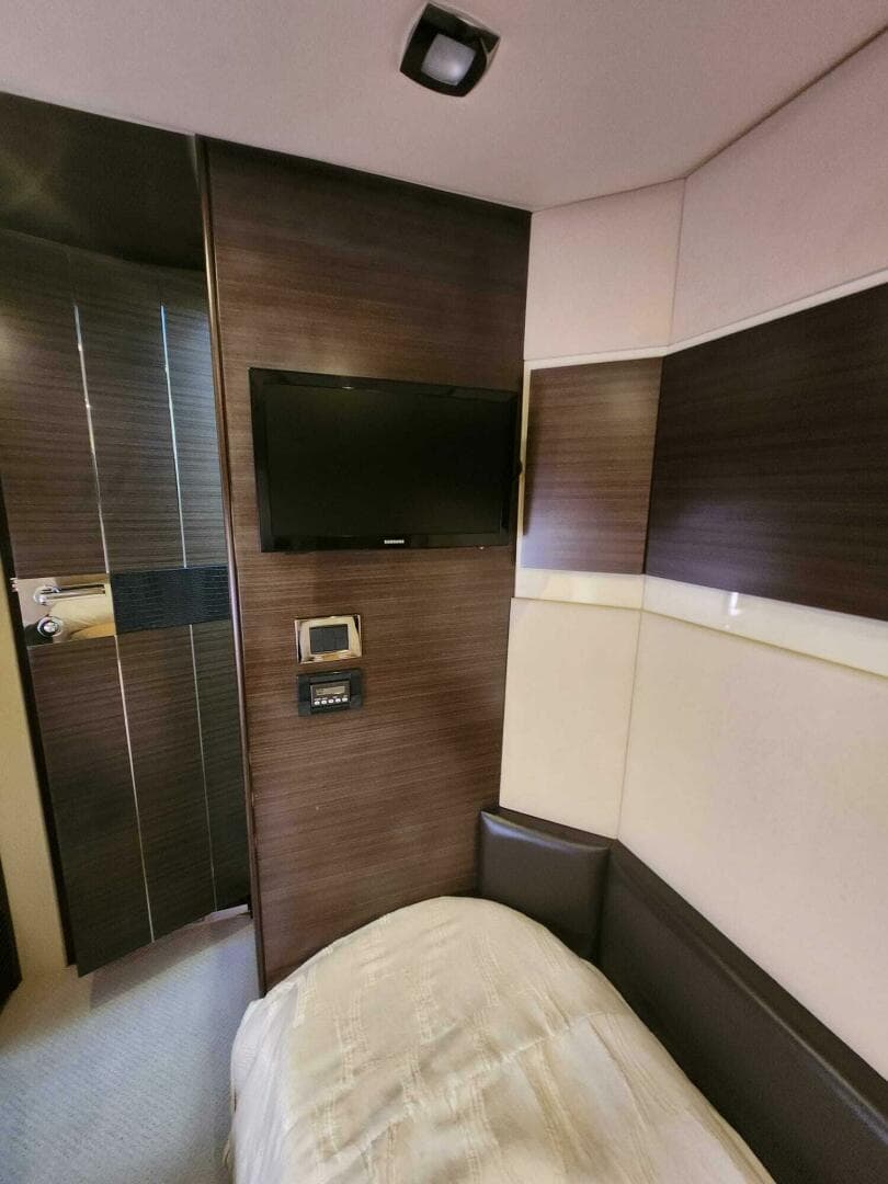 2014 Azimut Flybridge