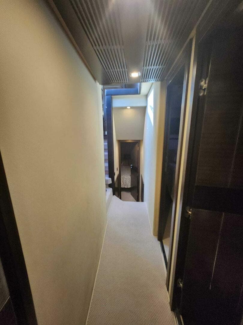 2014 Azimut Flybridge