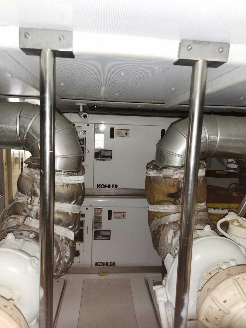 2014 Azimut Flybridge