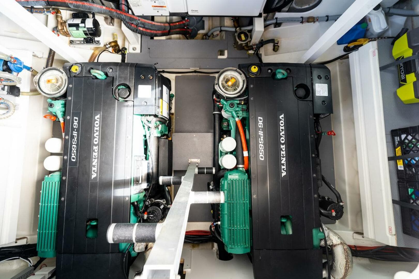 2020 Prestige 520 Fly