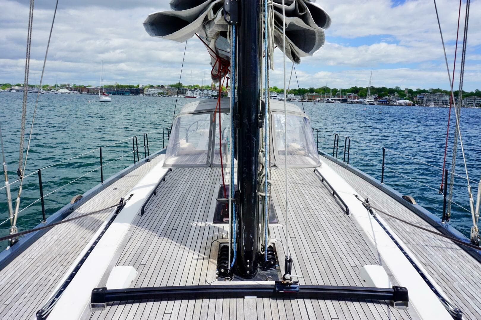 2020 Beneteau First 53 mast and track