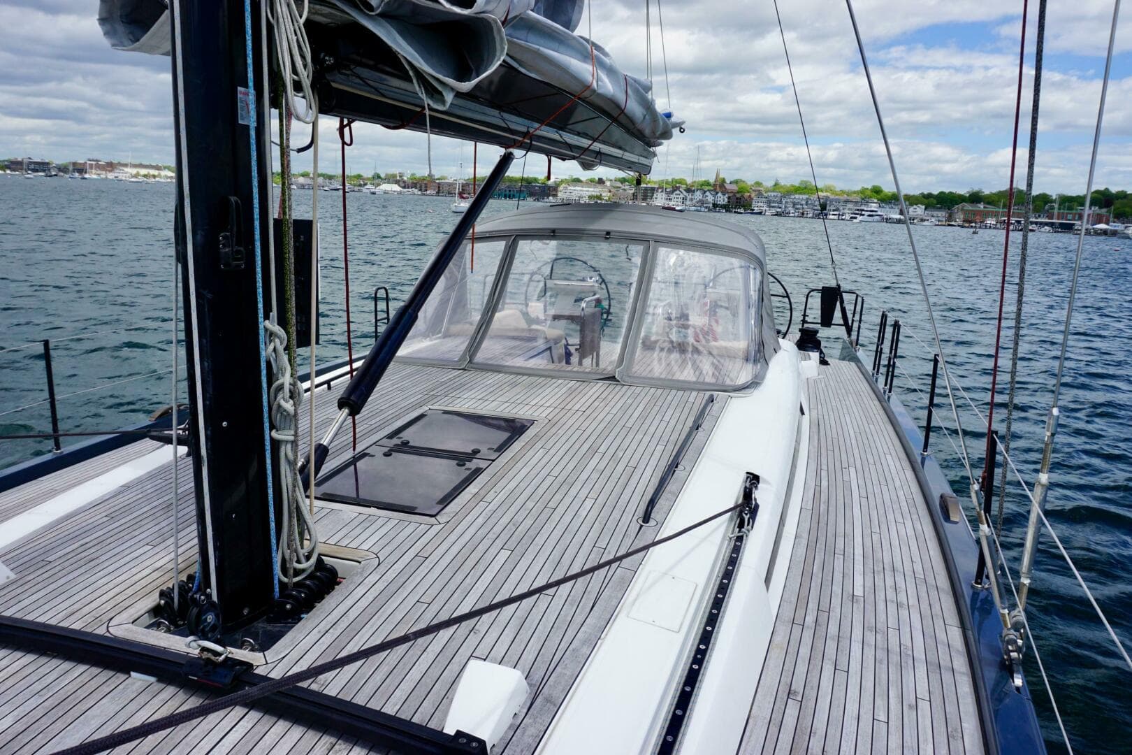 2020 Beneteau First 53 mid deck
