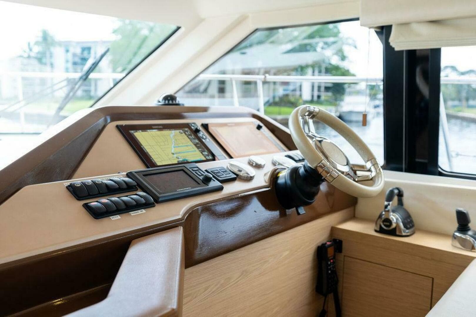 2016 Beneteau Monte Carlo 4