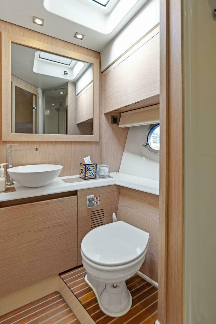 2016 Beneteau Monte Carlo 4