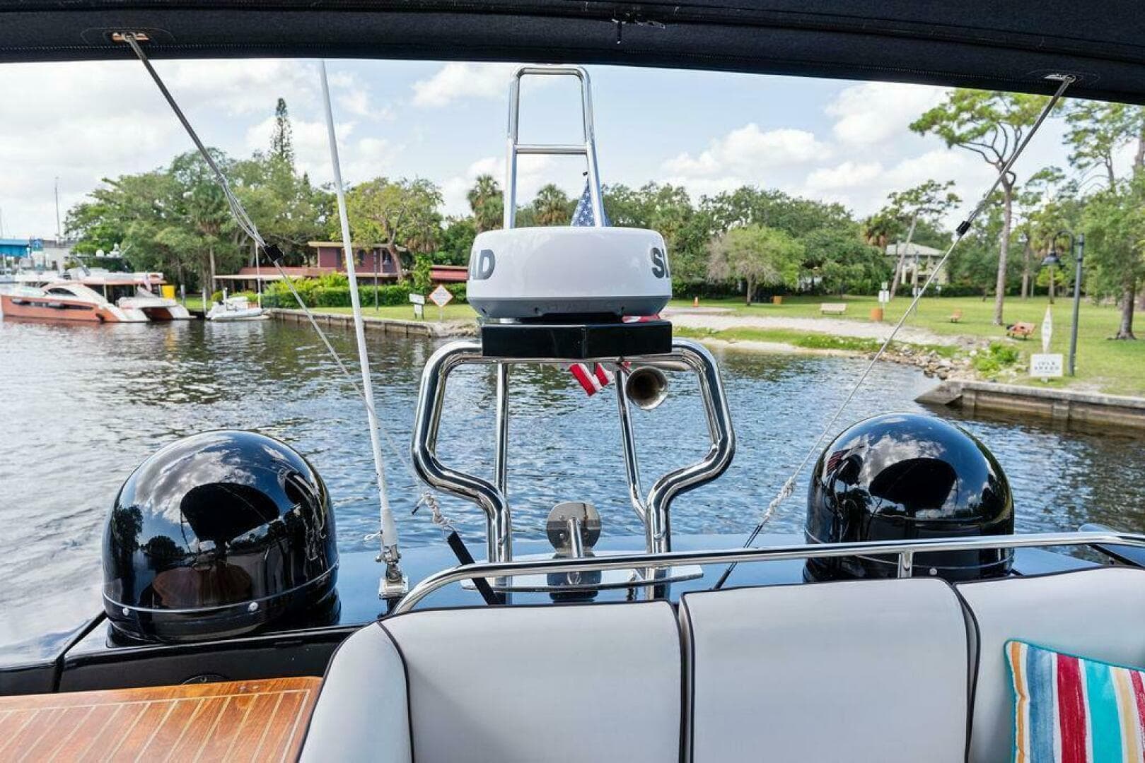 2016 Beneteau Monte Carlo 4