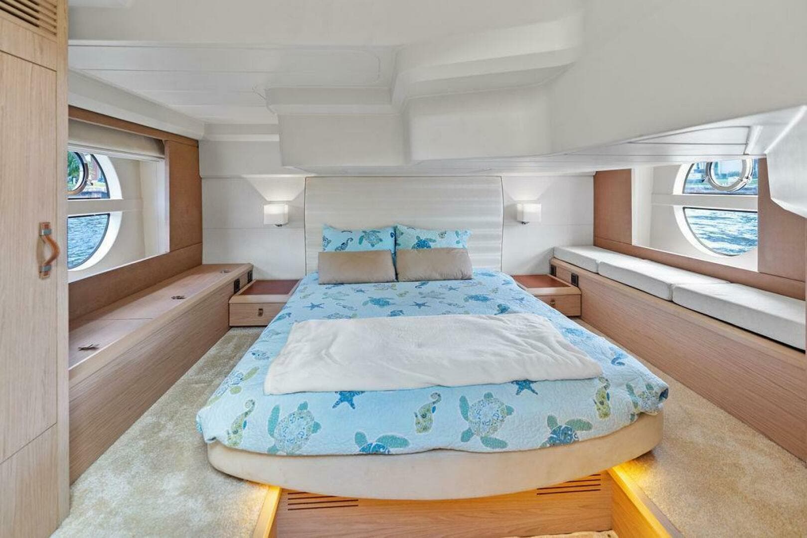 2016 Beneteau Monte Carlo 4