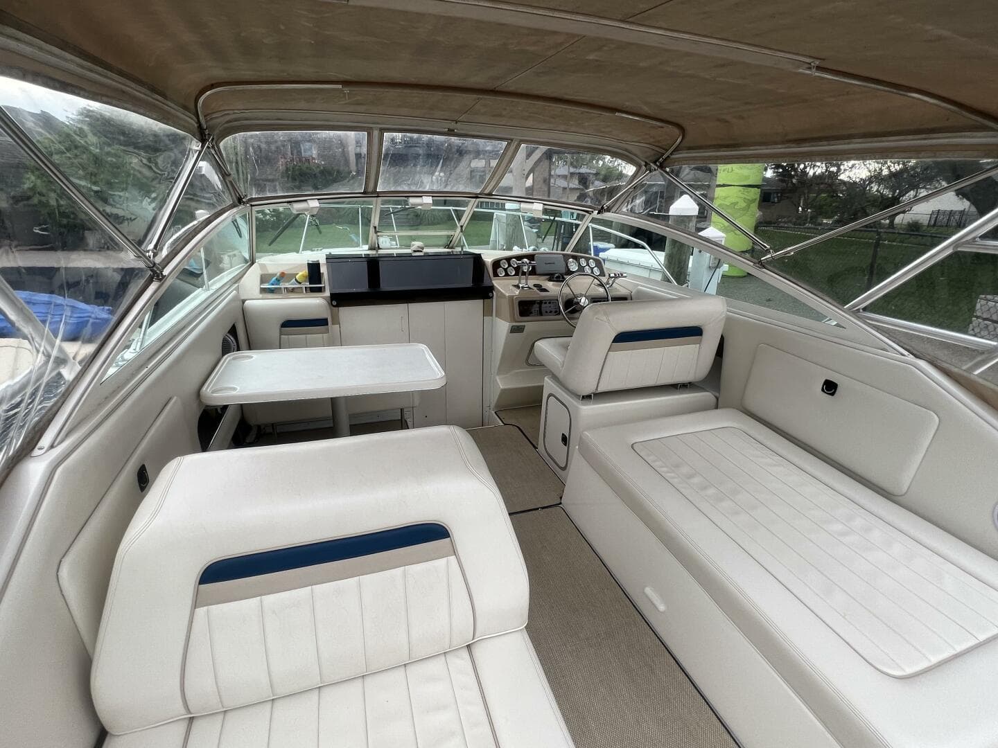 1993 Sea Ray 310 Amberjack