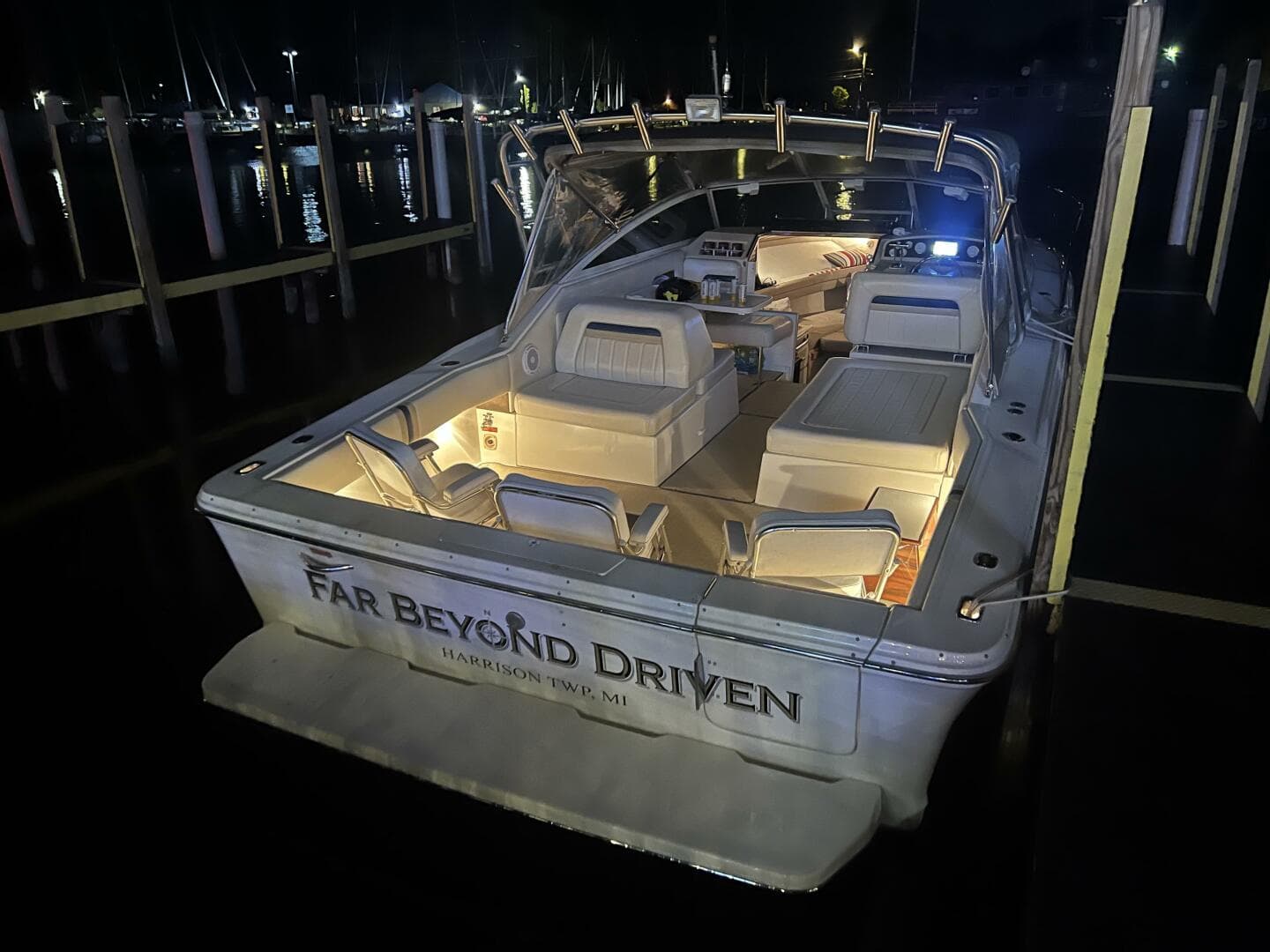 1993 Sea Ray 310 Amberjack