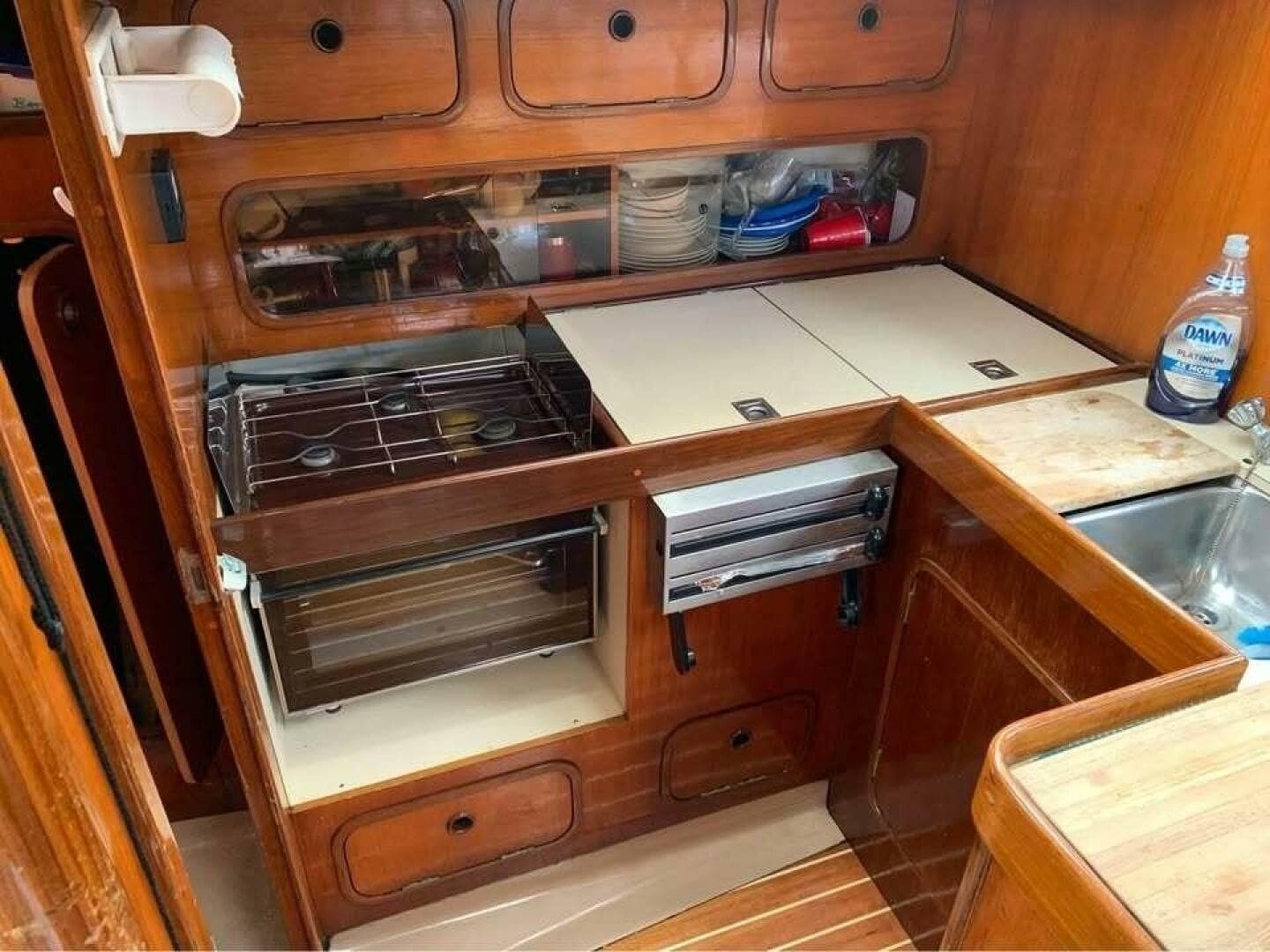 1984 Beneteau First 42