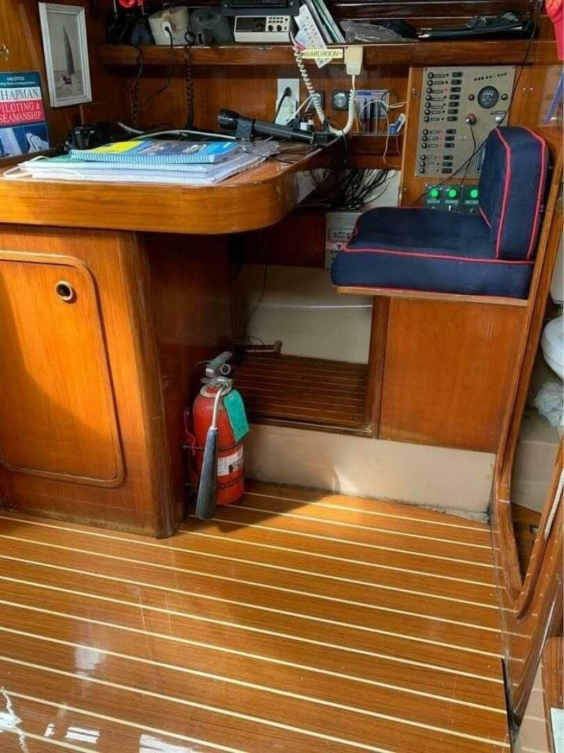 1984 Beneteau First 42