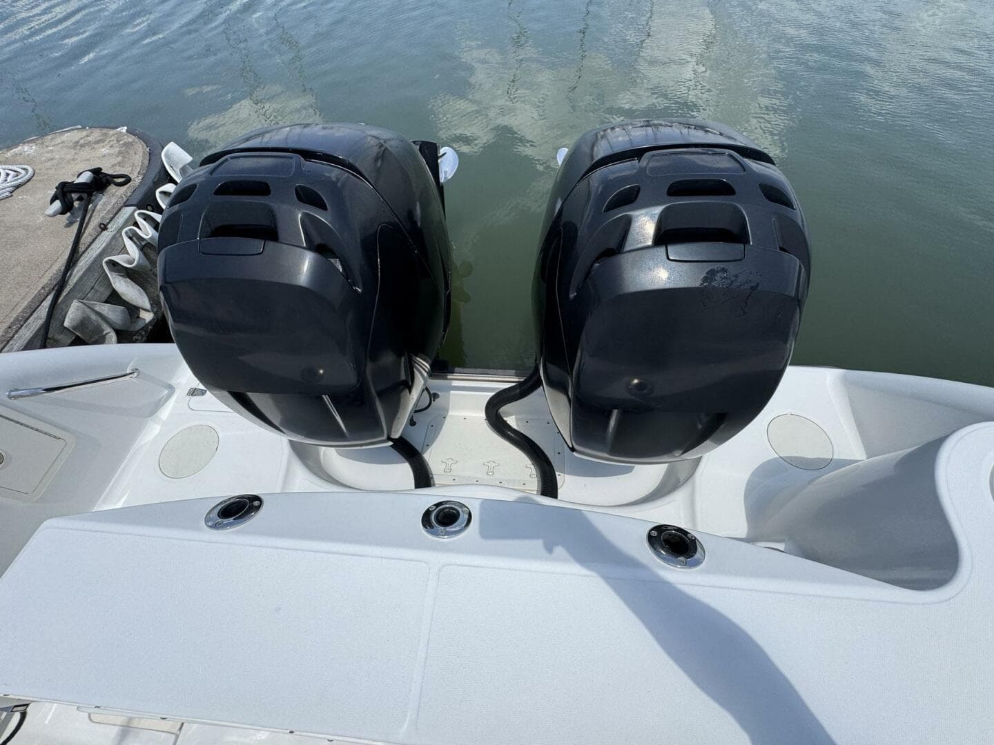 2011 Boston Whaler 305 Conquest