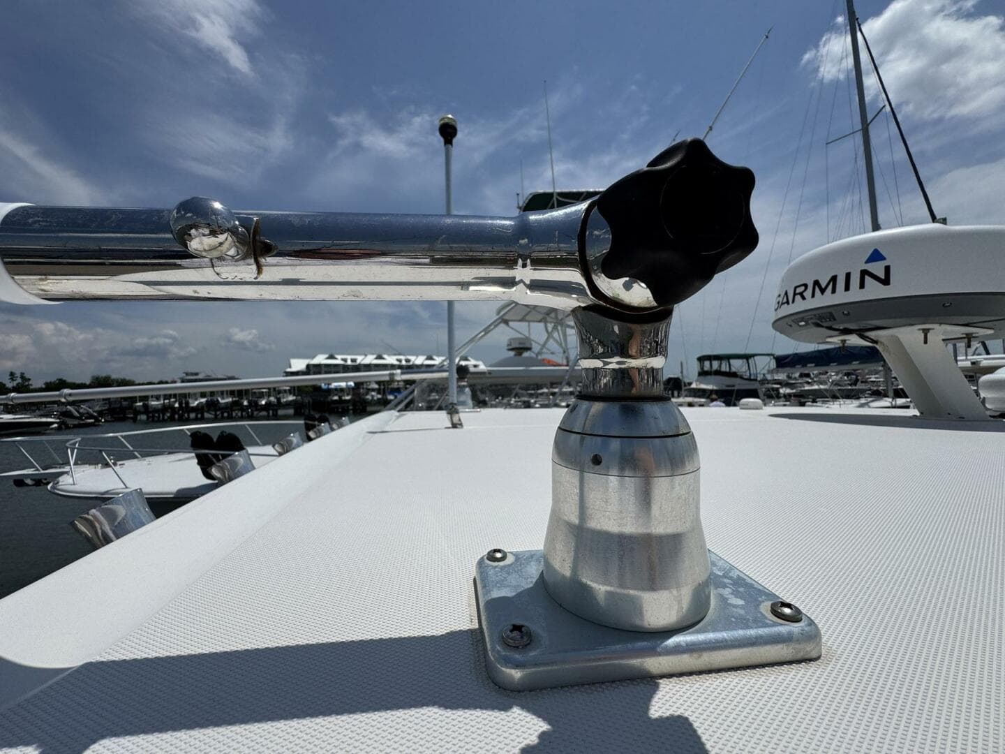 2011 Boston Whaler 305 Conquest