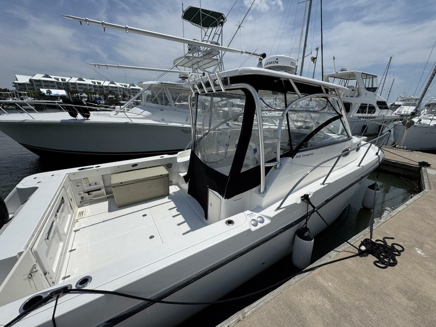 2011 Boston Whaler 305 Conquest