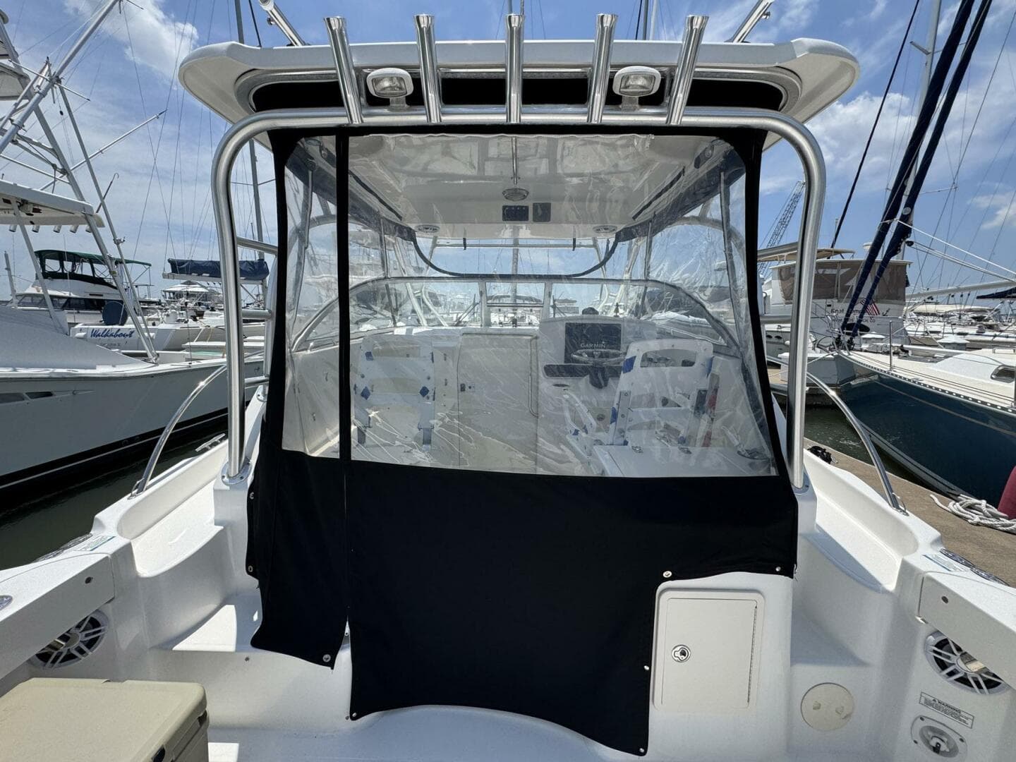 2011 Boston Whaler 305 Conquest