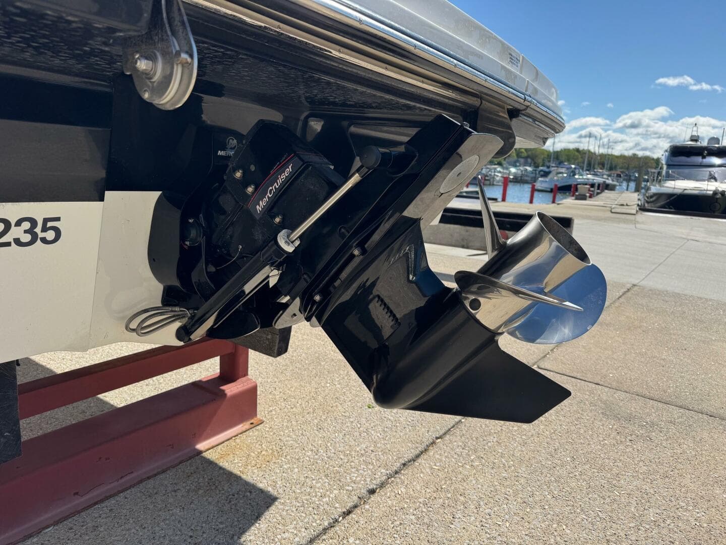 2022 Sea Ray 230 SPX