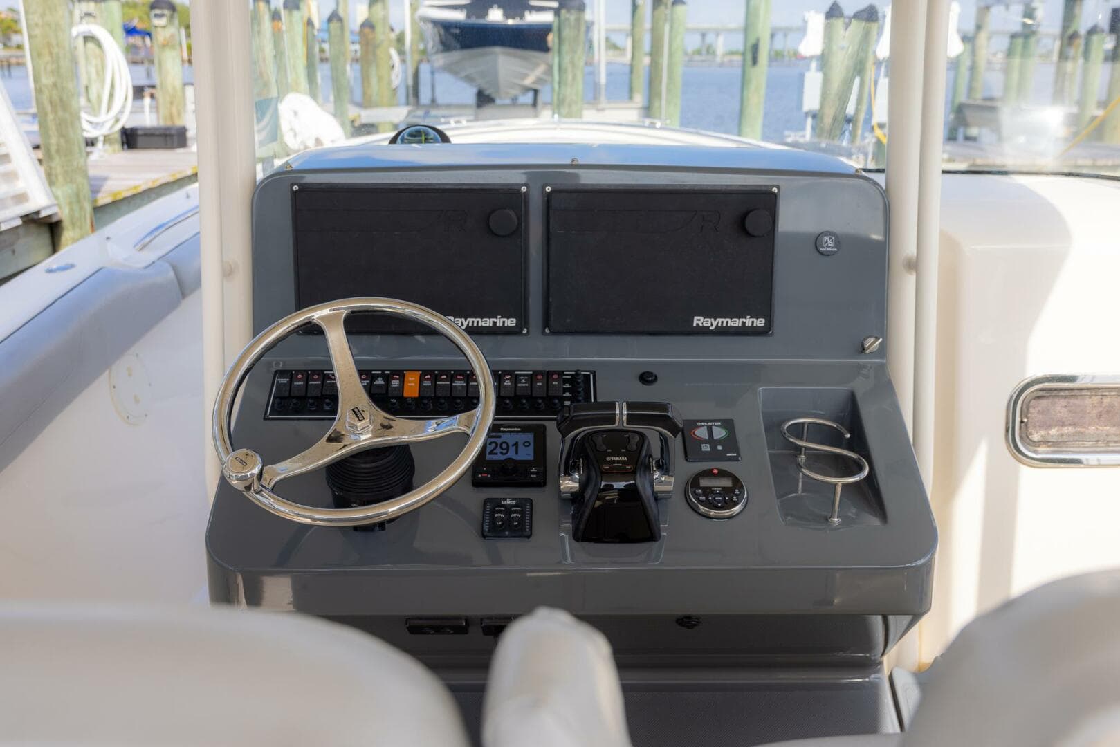 2012 Pursuit ST 310 Sport