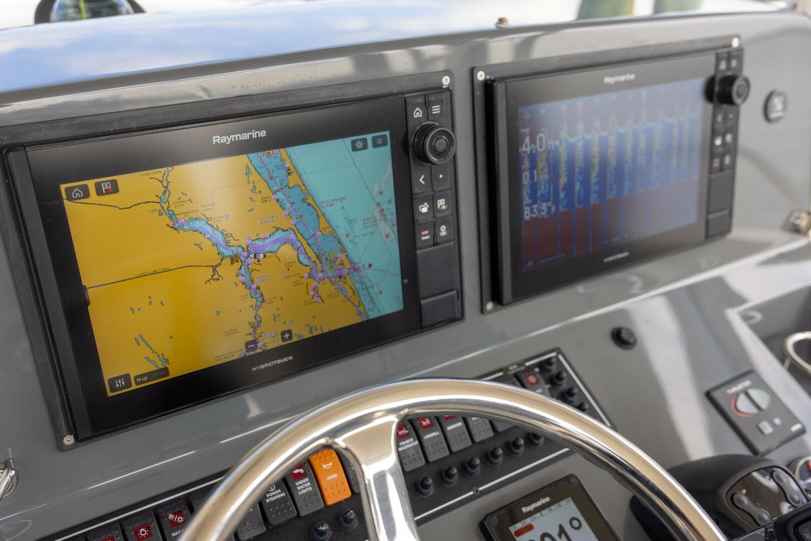 2012 Pursuit ST 310 Sport