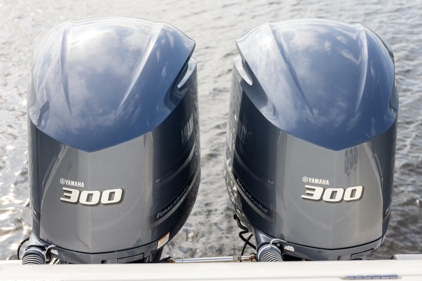 2012 Pursuit ST 310 Sport