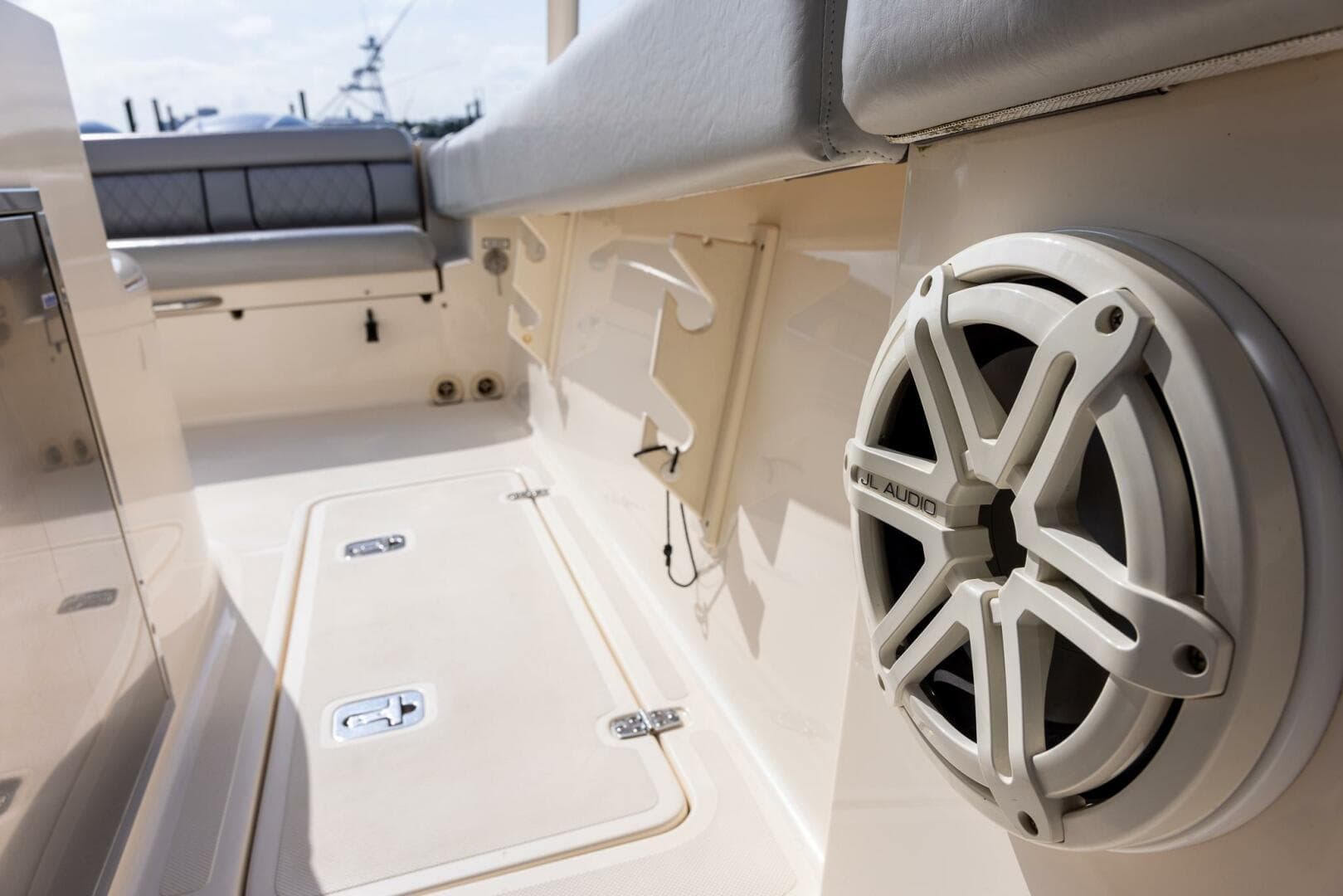 2012 Pursuit ST 310 Sport