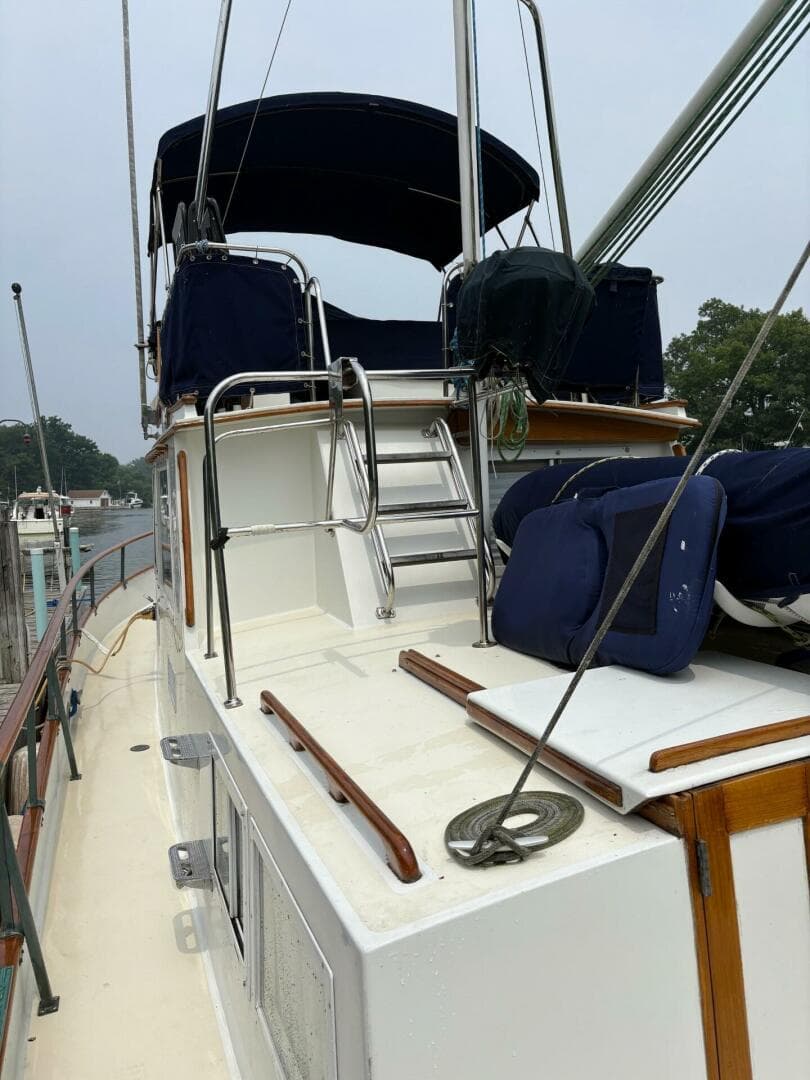 1978 Grand Banks 36  Classic