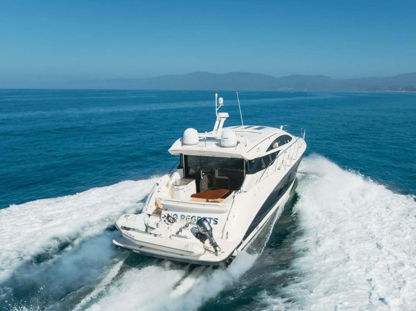 2016 Sea Ray L590