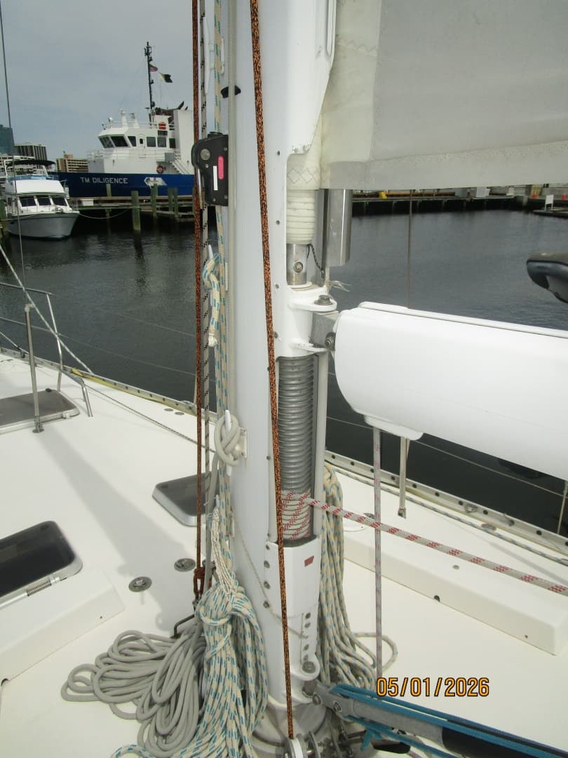 50' Beneteau in-mast furling