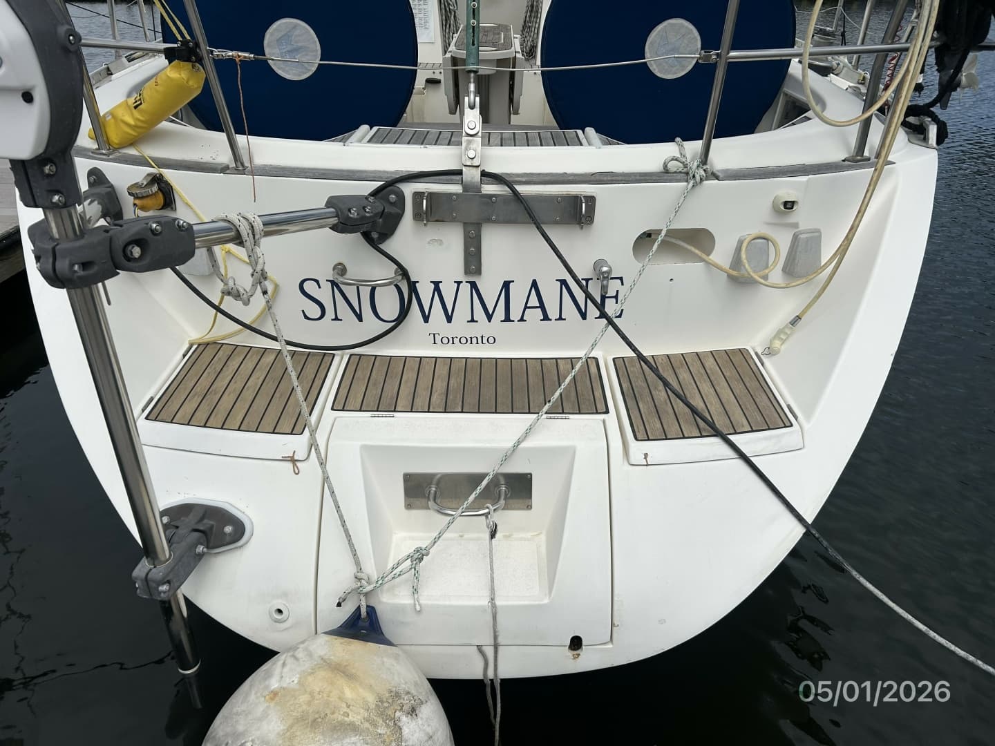 50' Beneteau swimplatform