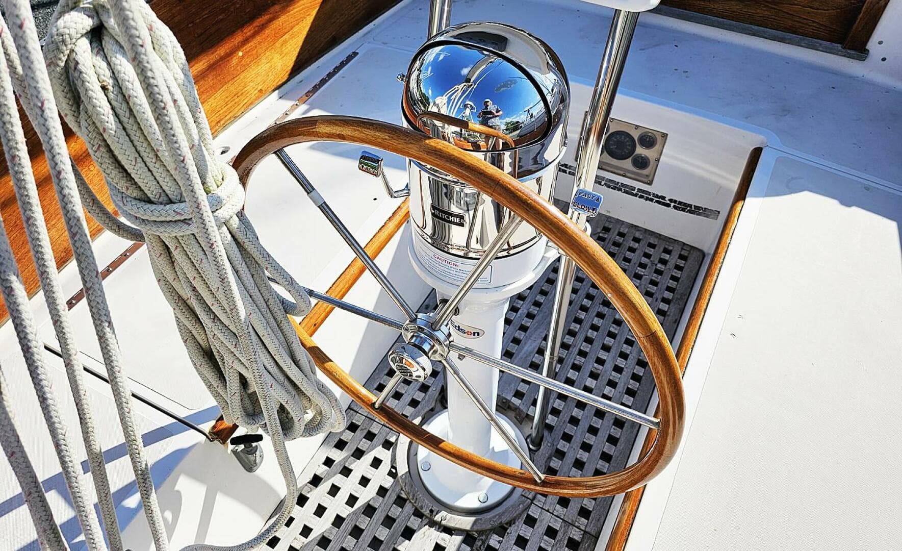 1972 Hinckley Bermuda 40