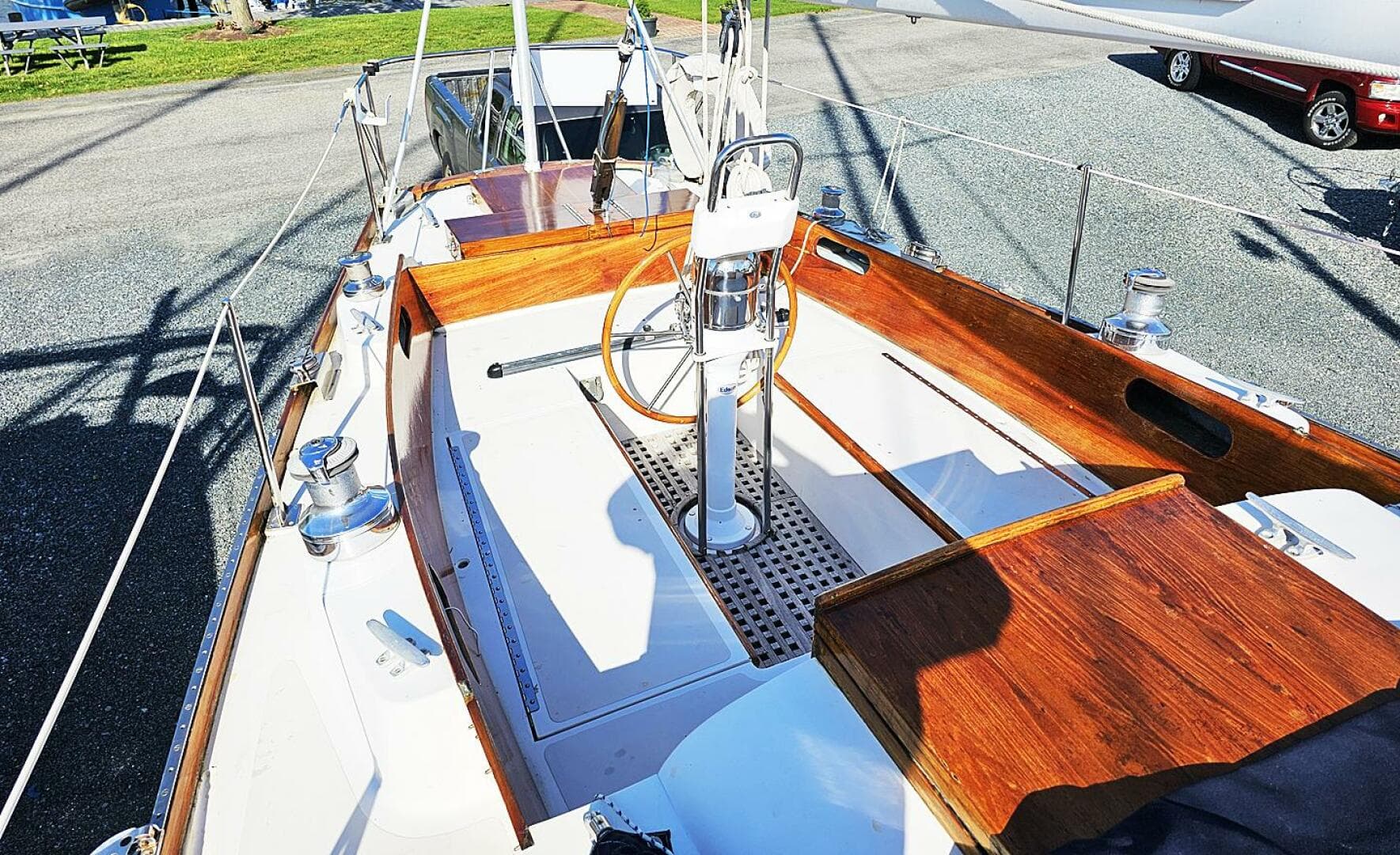 1972 Hinckley Bermuda 40