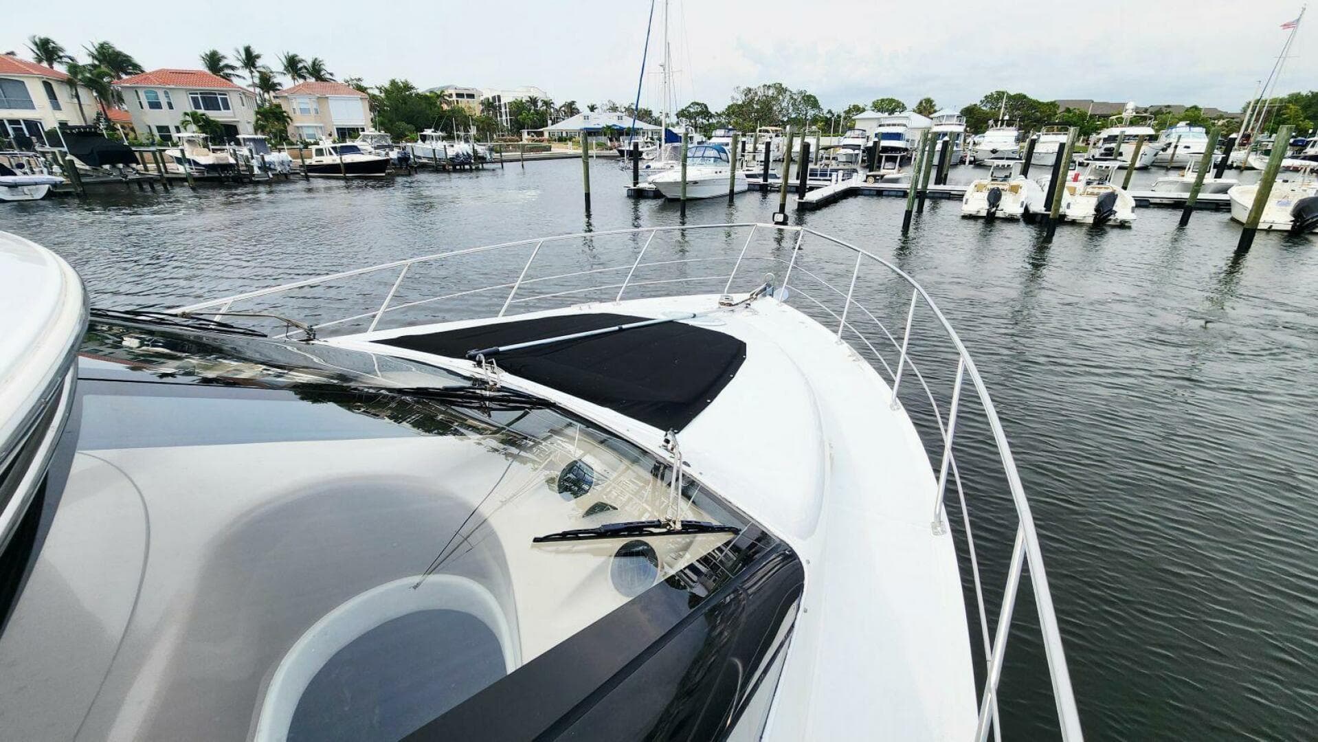 1999 Carver 530 Voyager Pilothouse