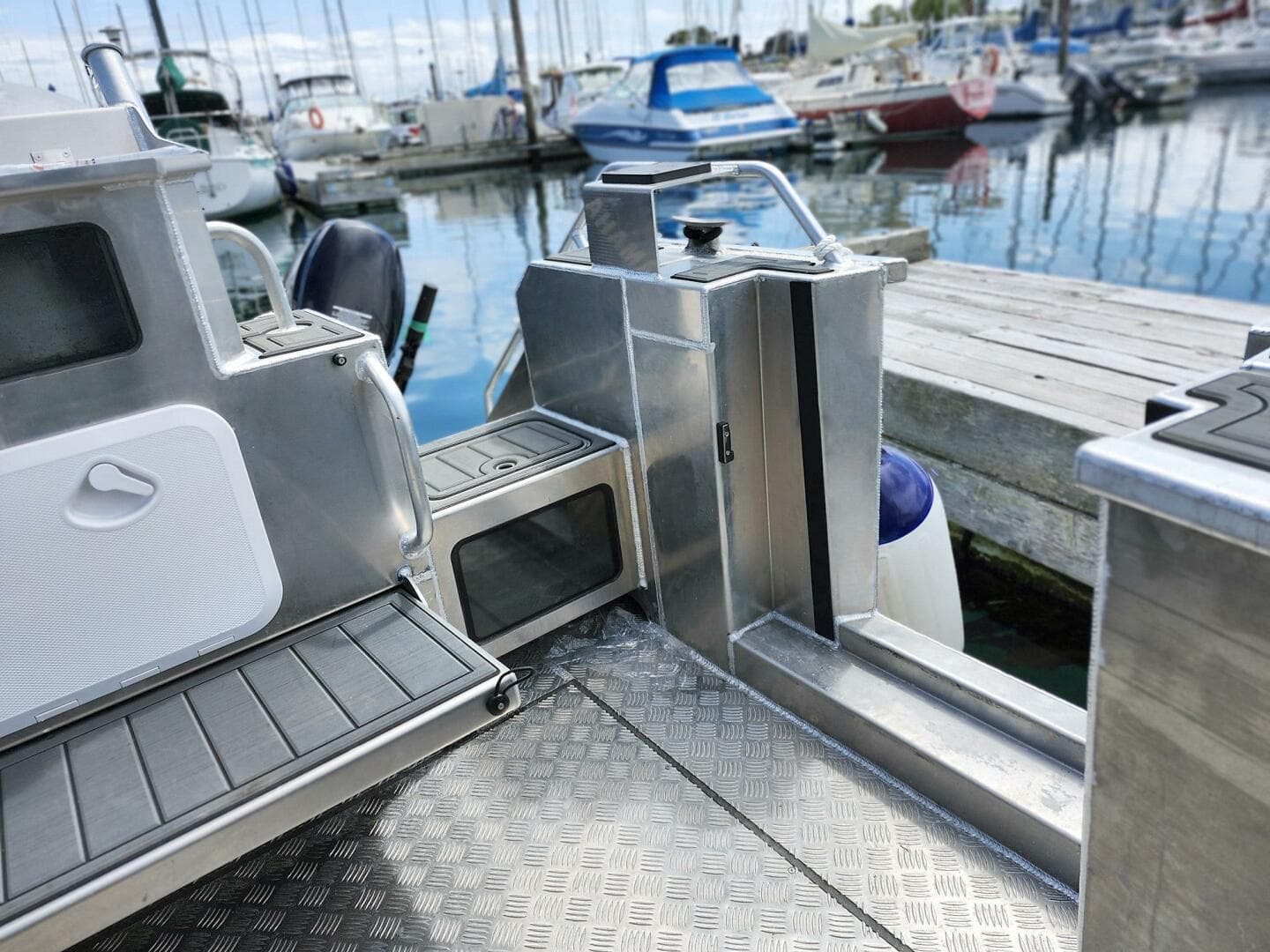 2024 Aluminum Cruiser Profisher 750