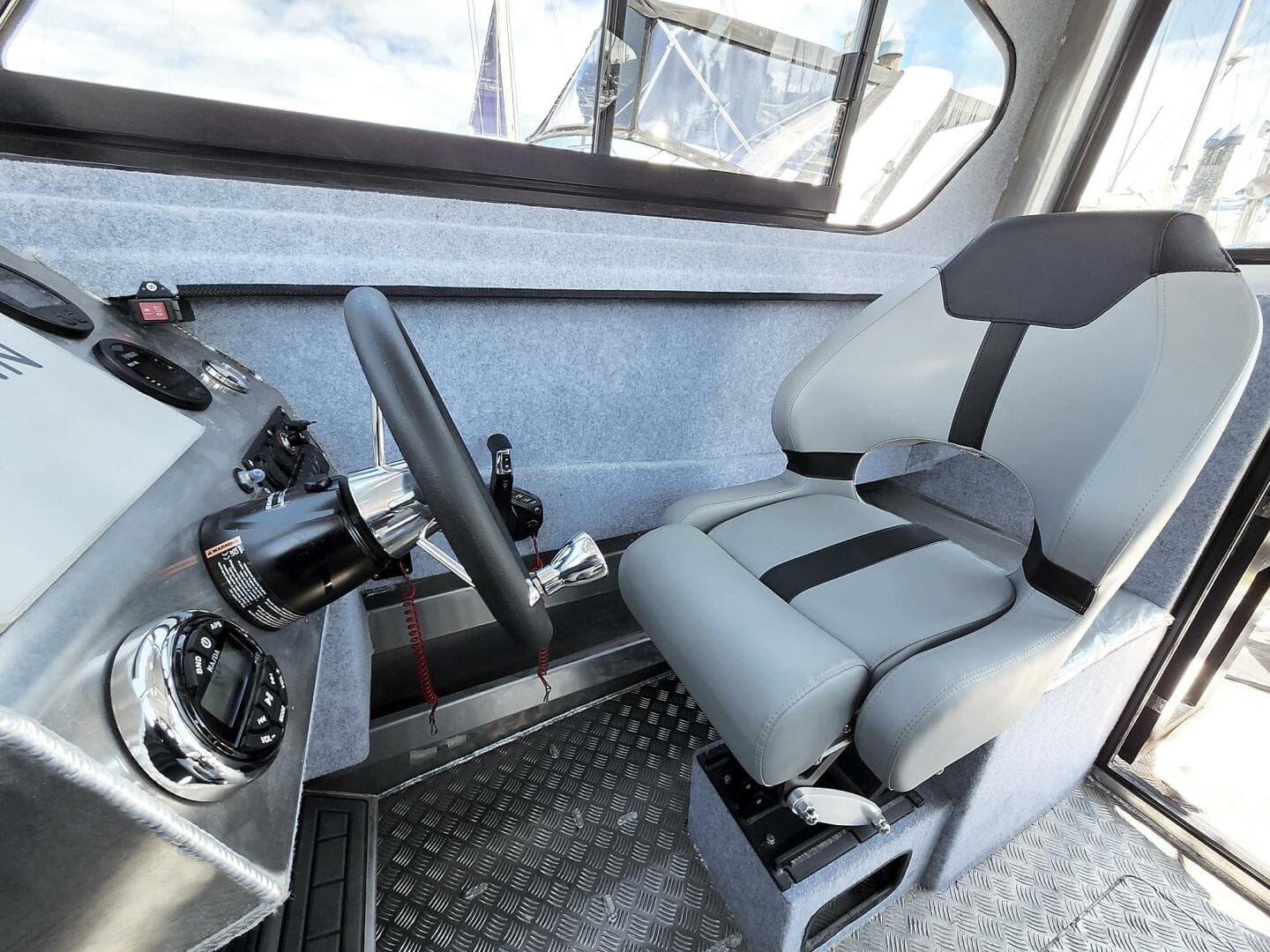 2024 Aluminum Cruiser Profisher 750