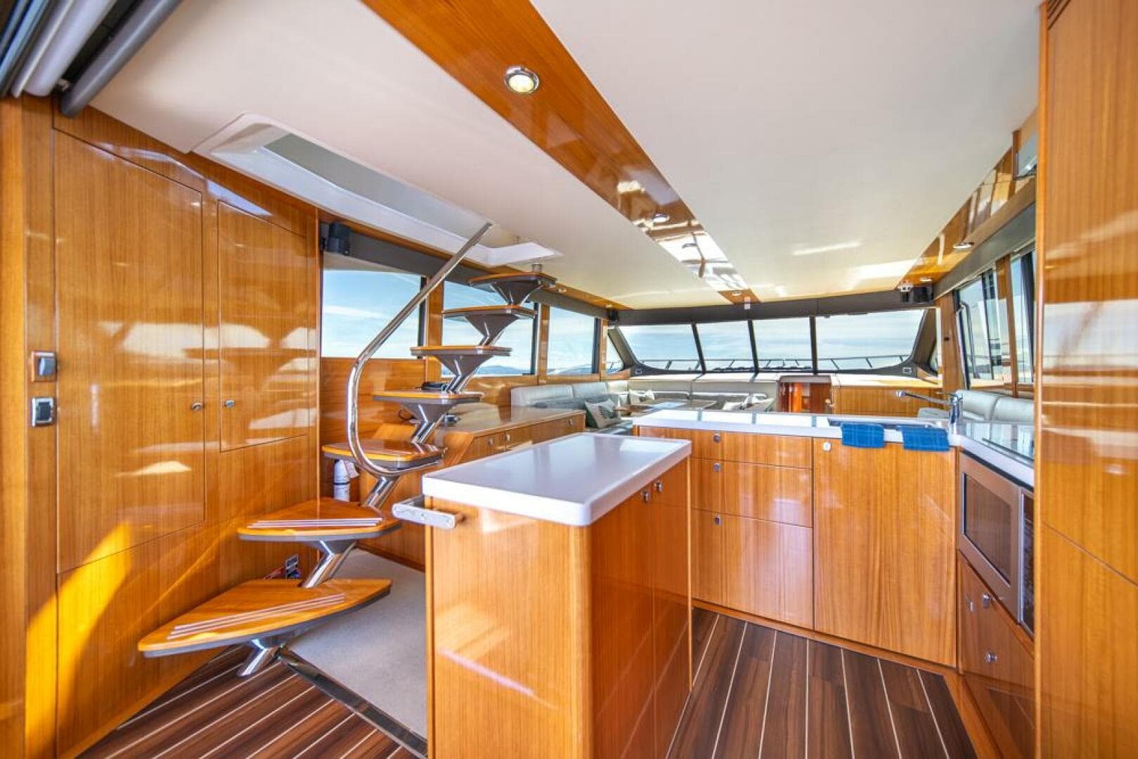 2013 Maritimo M58