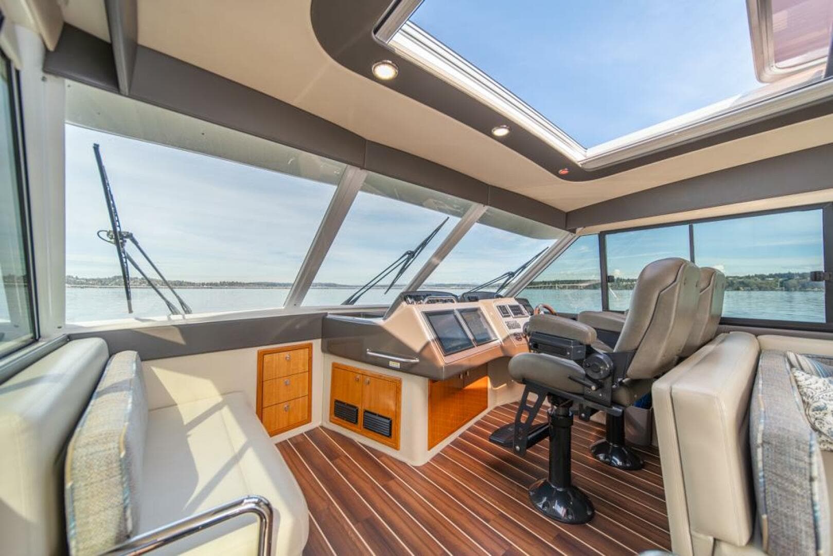 2013 Maritimo M58
