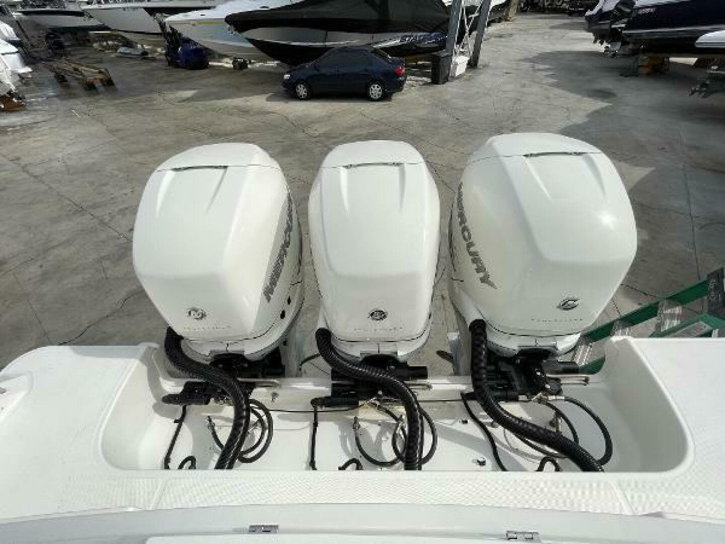 2018 Boston Whaler 380 Outrage