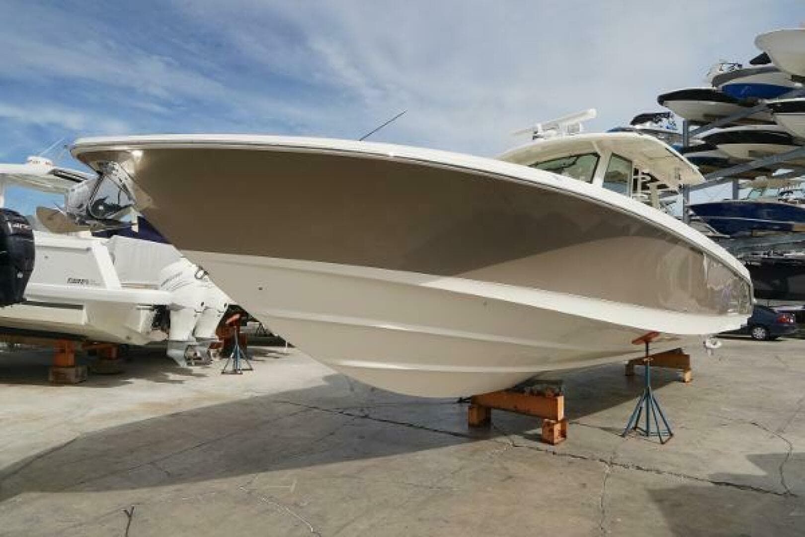 2018 Boston Whaler 380 Outrage