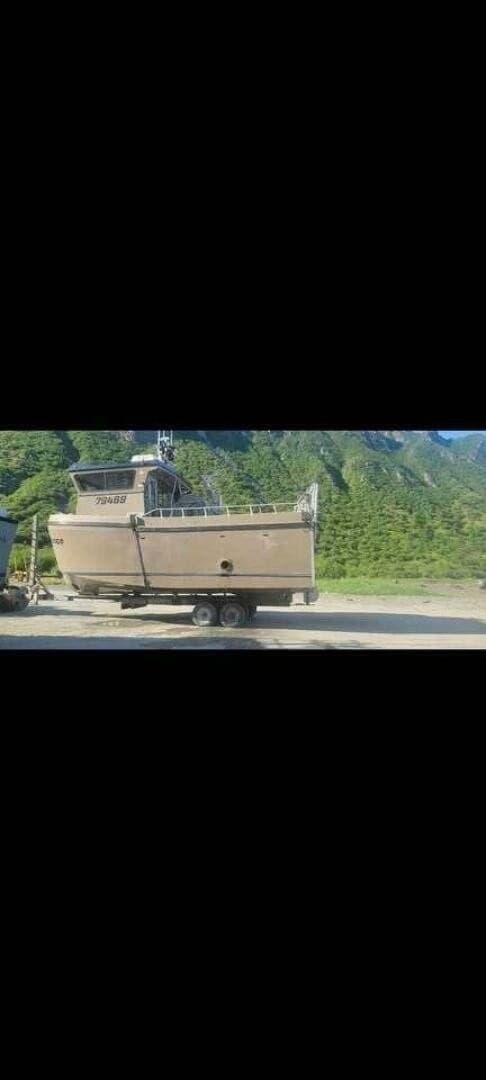 2022 Custom Freestyle Marine 32
