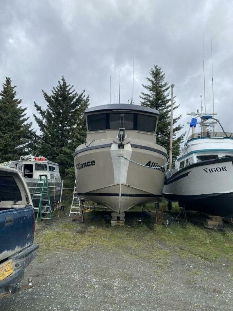 2022 Custom Freestyle Marine 32