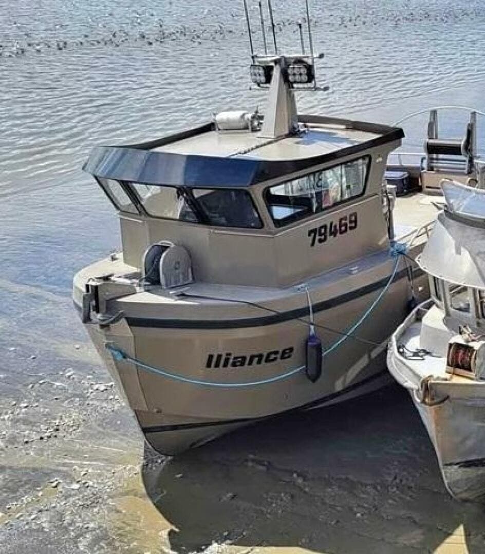 2022 Custom Freestyle Marine 32