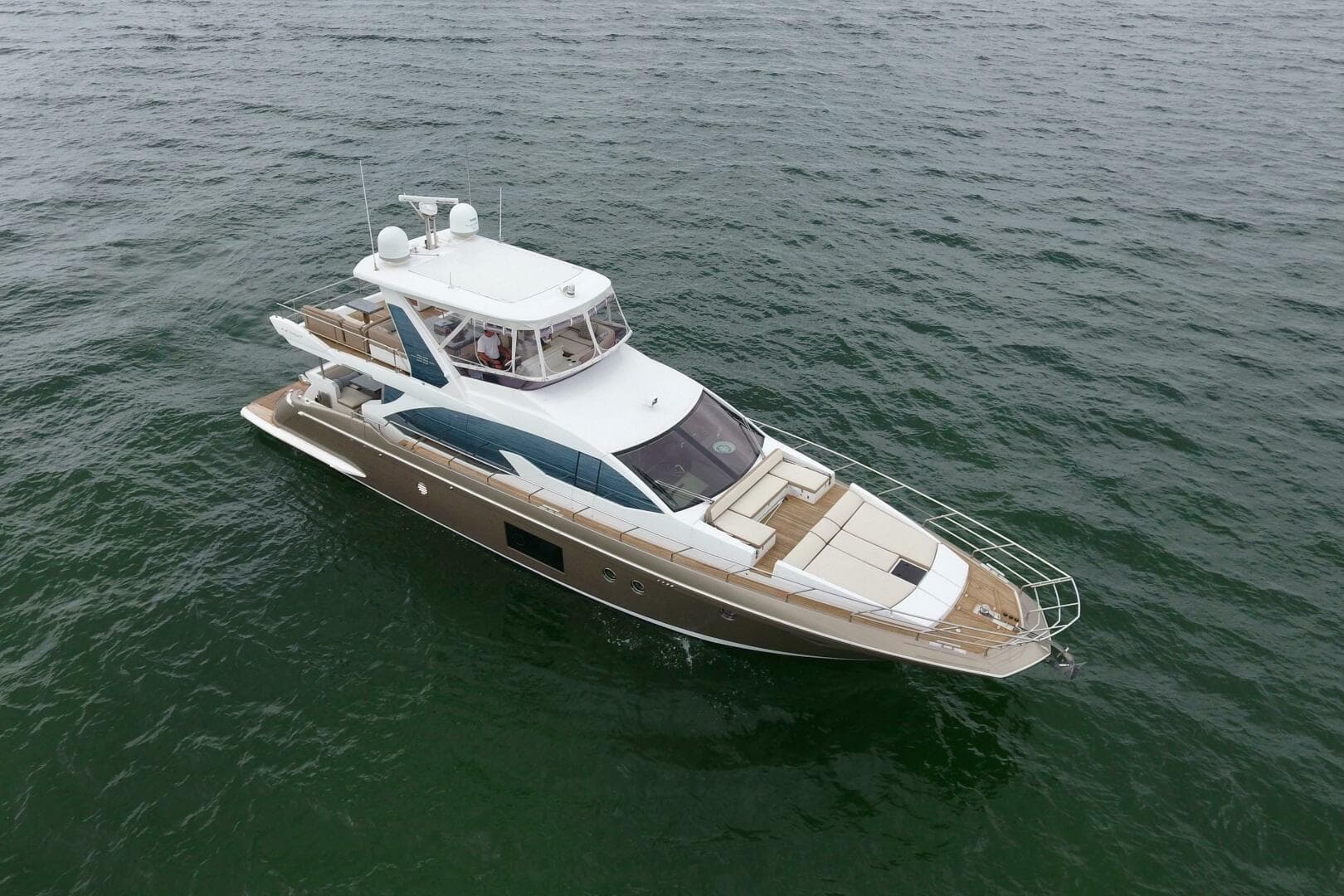 2016 Azimut 66