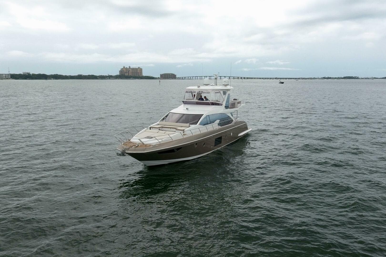 2016 Azimut 66