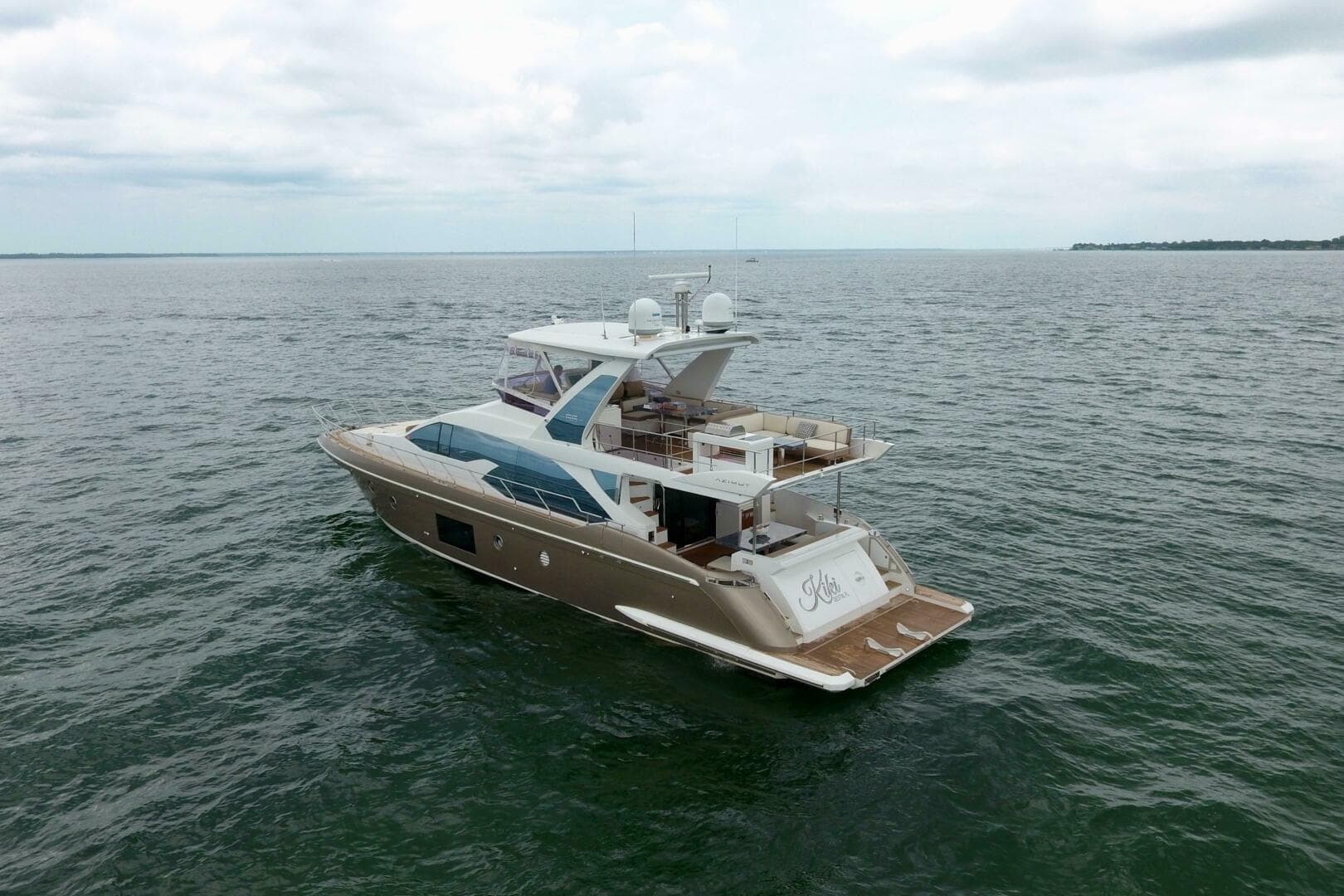 2016 Azimut 66