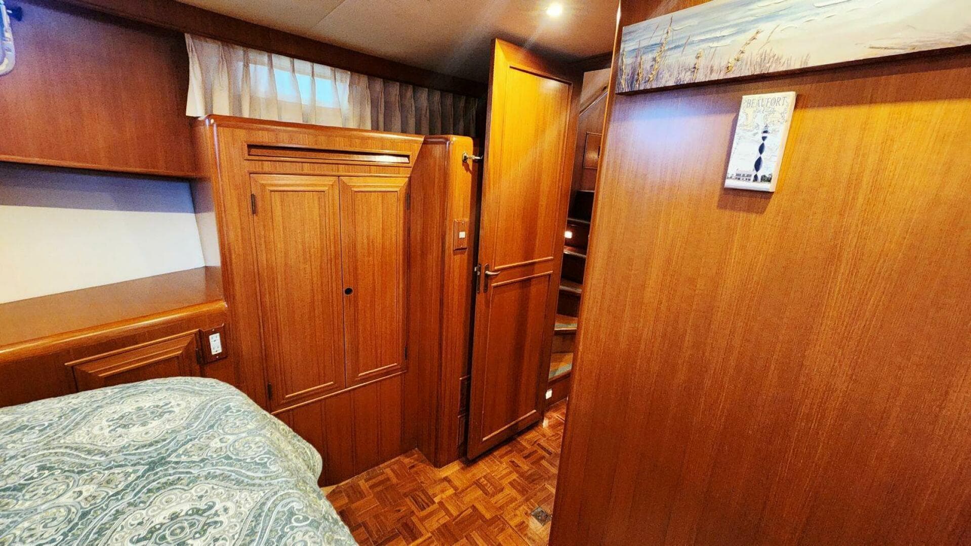 2000 Ocean Alexander 511 Classico