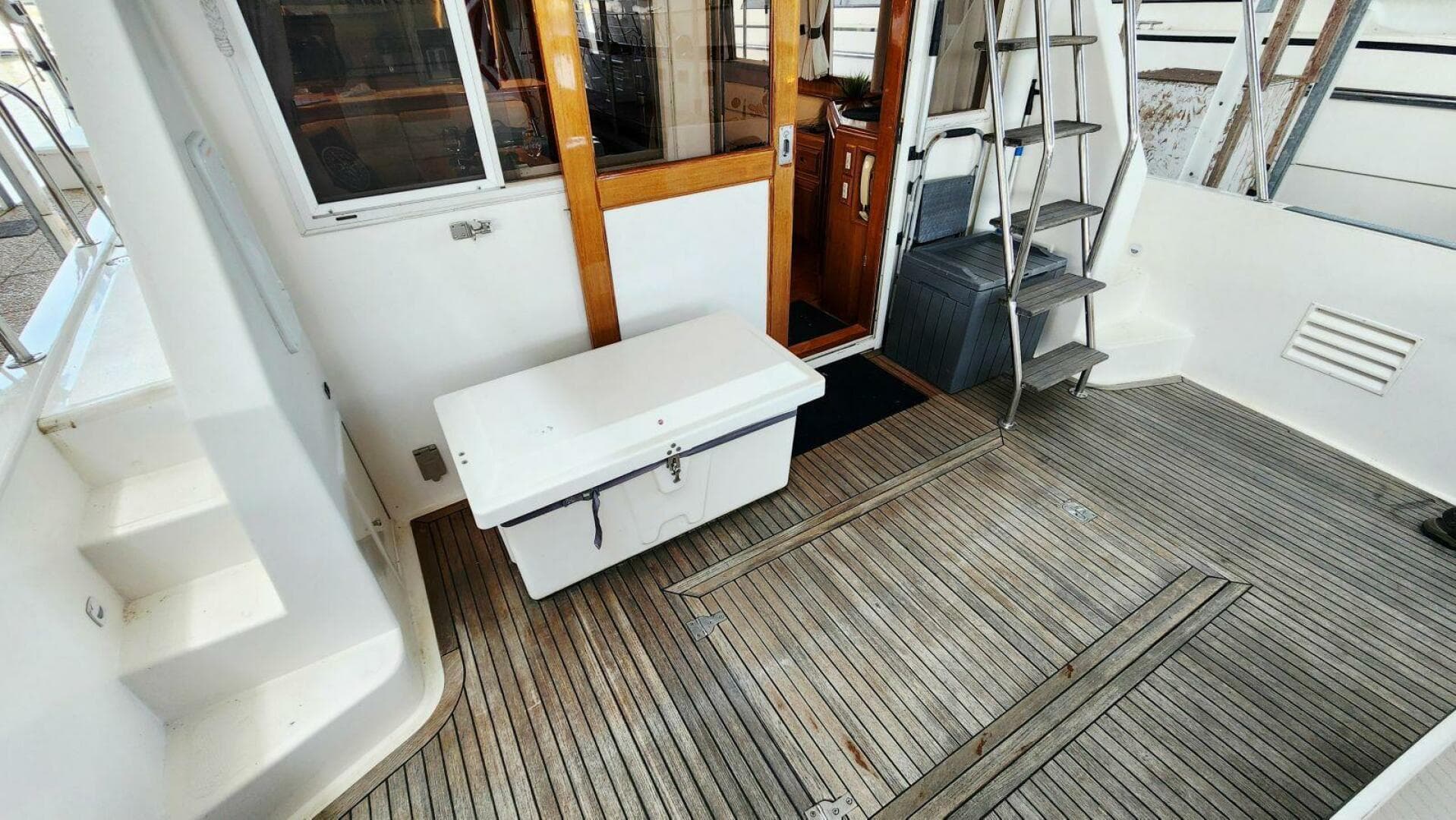 2000 Ocean Alexander 511 Classico