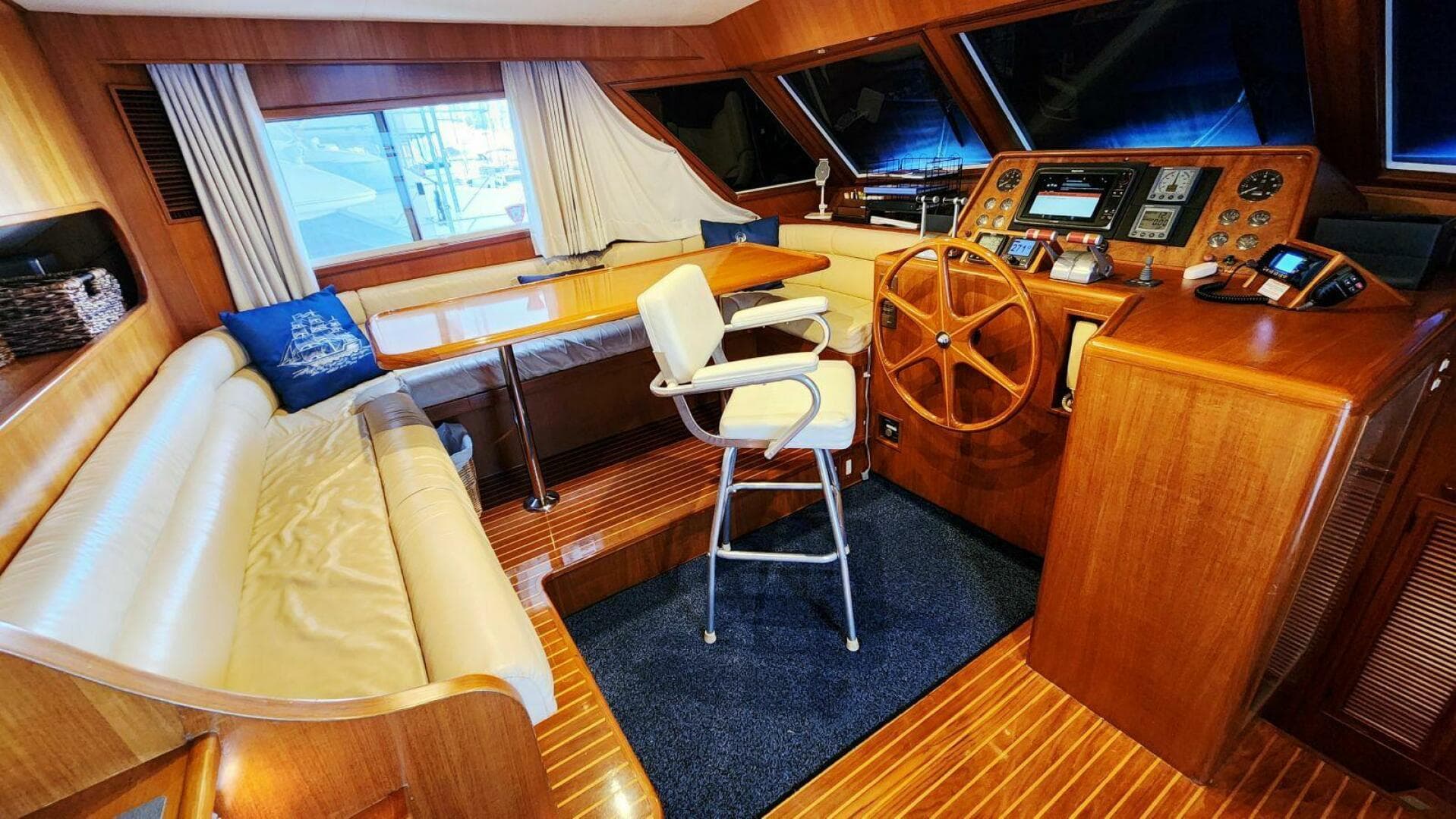 2000 Ocean Alexander 511 Classico