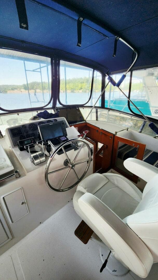 2000 Ocean Alexander 511 Classico