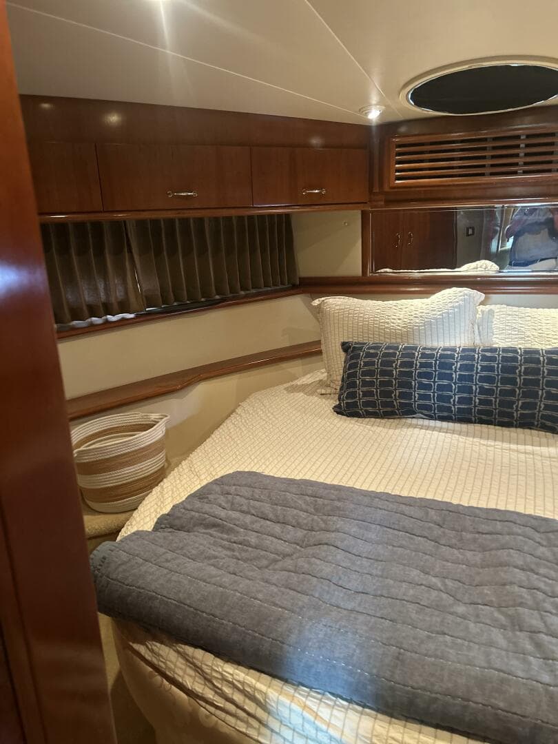 2003 Carver 466 Motor Yacht